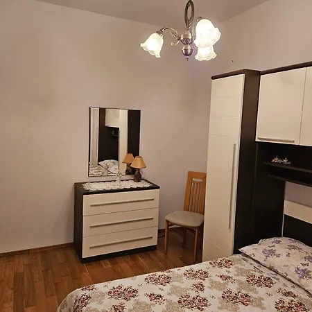 Kety Semesterbostad Prigradica